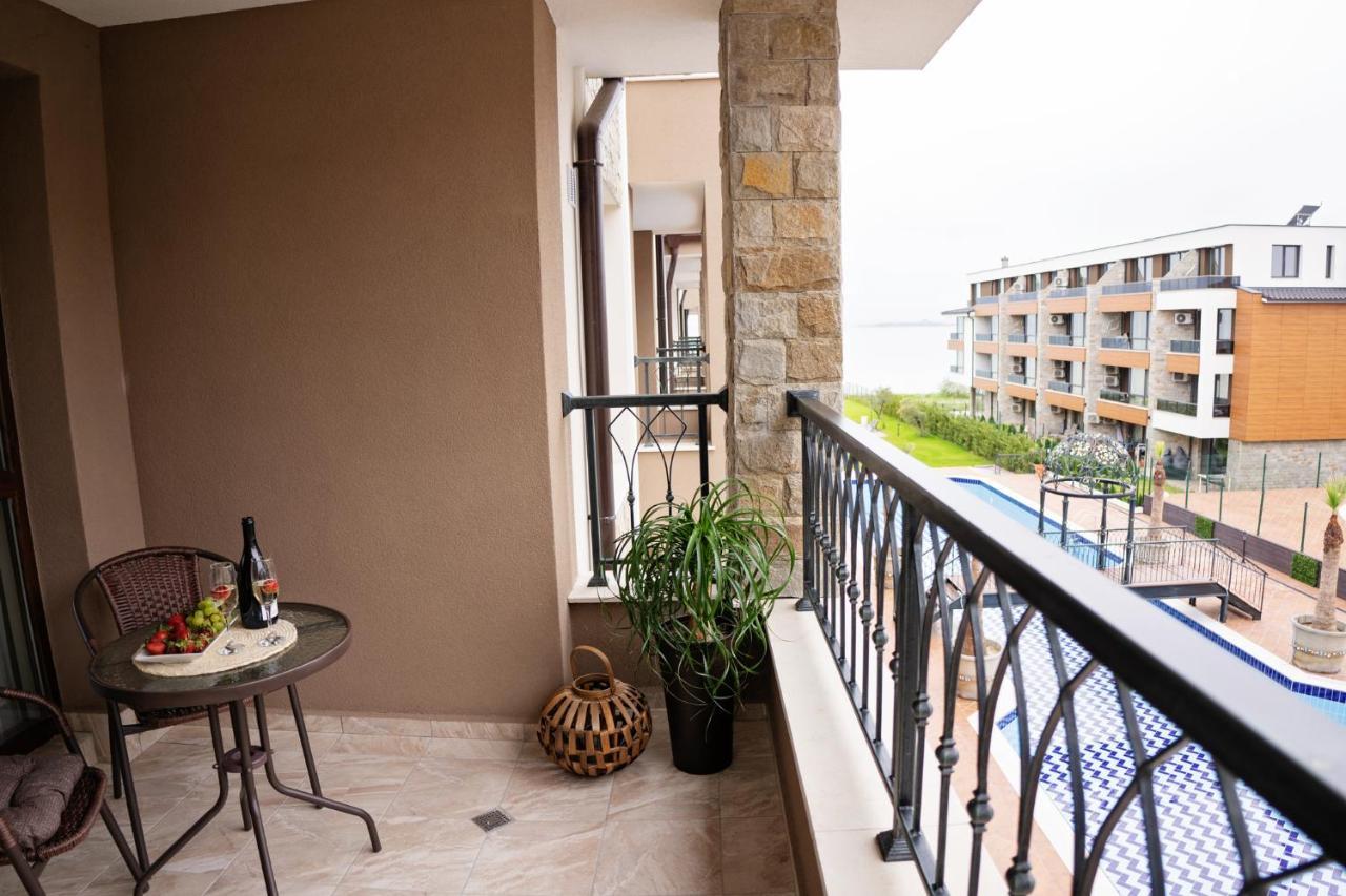 Burgas Beach Resort 2 Apartments Esterno foto